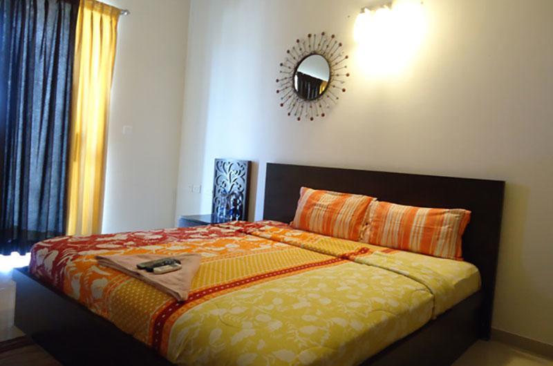 Grace Service Apartment Ченай Екстериор снимка